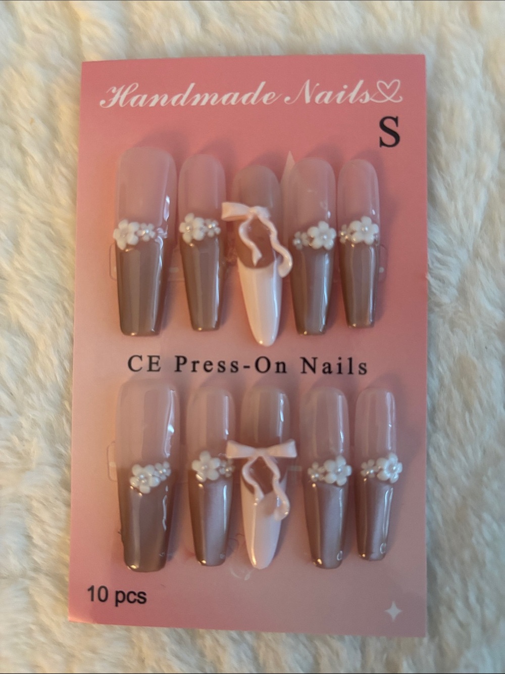Handmade Press-On Nails Set - Beige Brown Floral Design